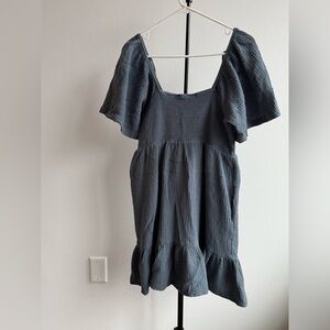 Blue gray short sleeve dress
